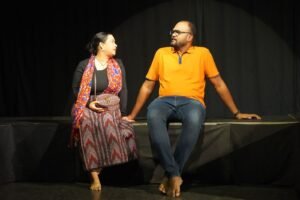 Orange Candy – A Gentle Wake-Up Call in Shades of Laughter