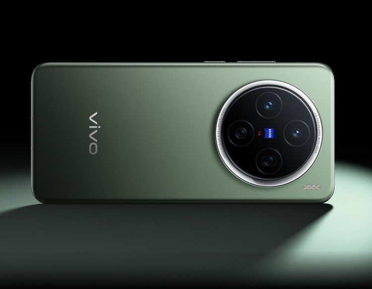 Vivo X200 FE vs. Competitors: Is This Compact Flagship the Best Value for Your Money?